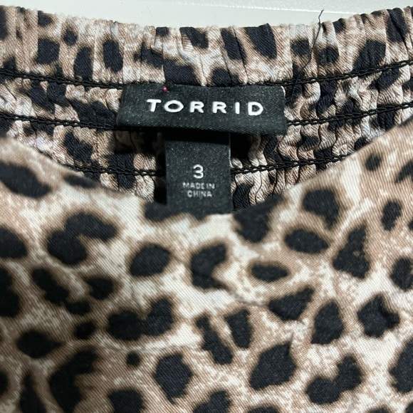 Torrid Woman’s Jumpsuit Size 3 Leopard Print Sleeveless Rayon - Picture 5 of 16